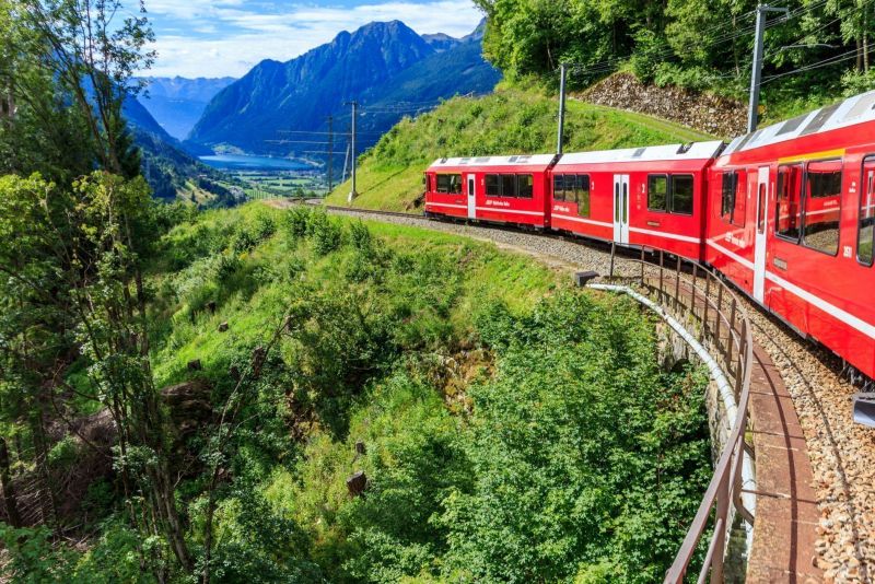 5 Amazing train rides